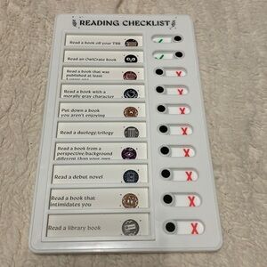 ♥️3 for $15♥️ Owlcrate Reading Checklist